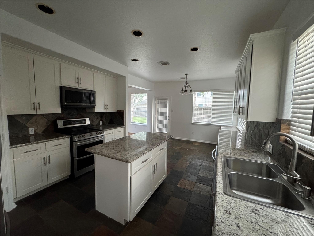 6311 Auburn Terrace Court - Photo 9