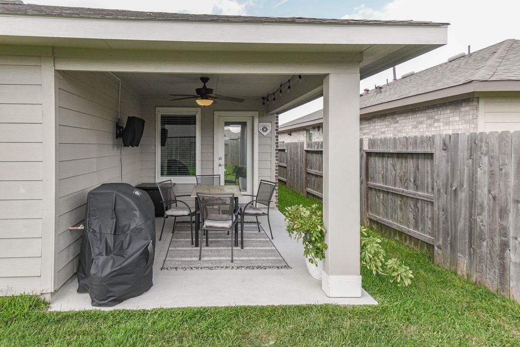 13009 Oleander Bay Lane - Photo 5