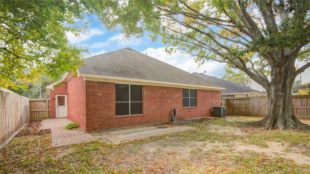 18422 Auburn Woods Drive - Photo 38