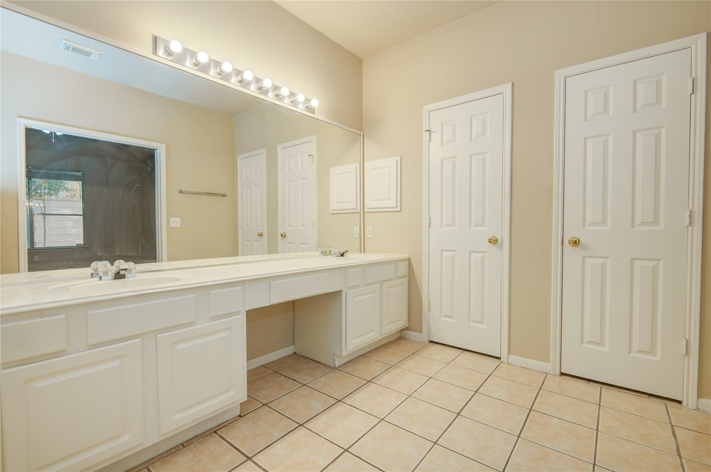 18422 Auburn Woods Drive - Photo 28