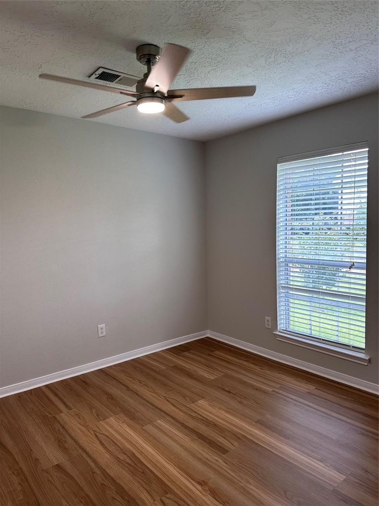 19530 Gladewater Drive - Photo 13