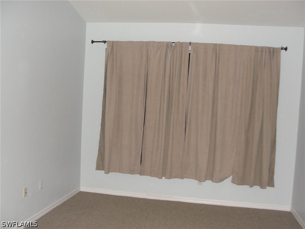 1295 Henley Street - Photo 9