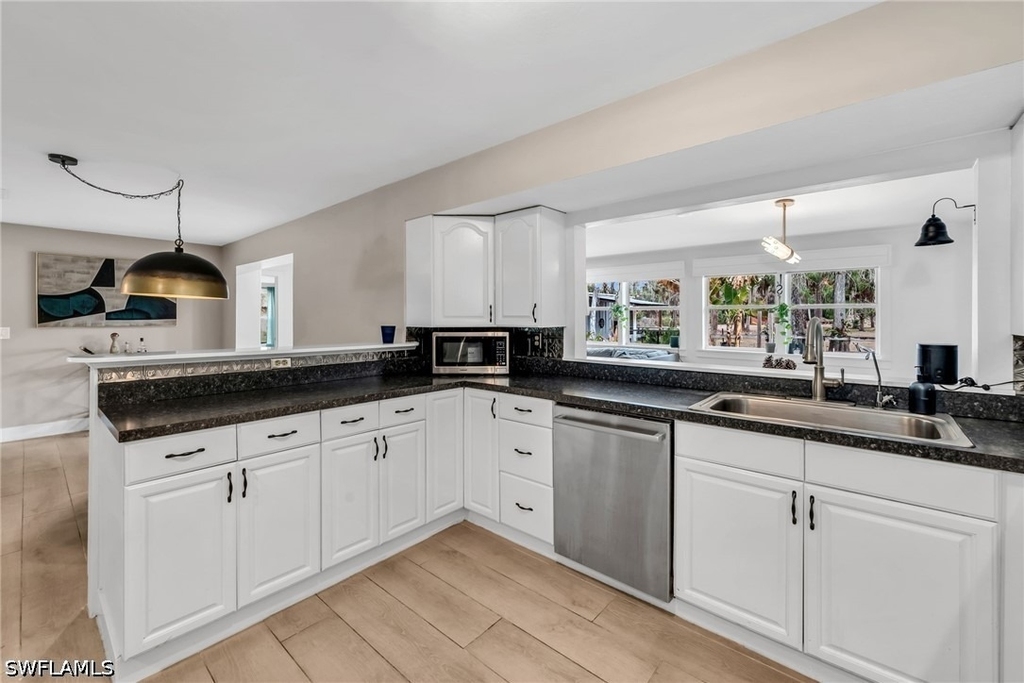 1840 23rd Street Sw - Photo 9