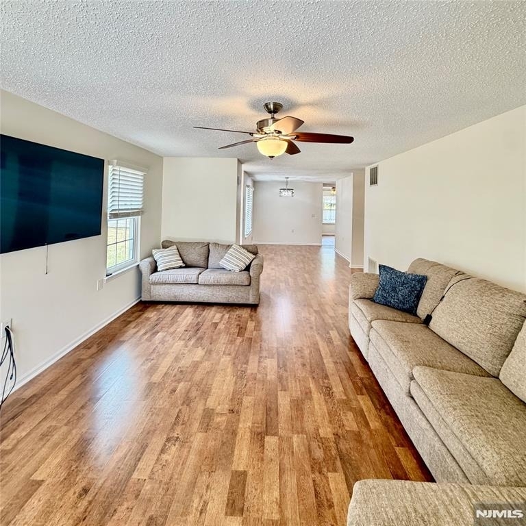 107 Pine Oak - Photo 1