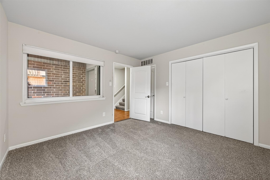 1114 Augusta Drive - Photo 6