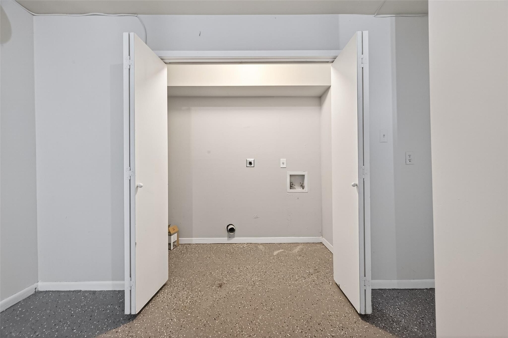 1114 Augusta Drive - Photo 33