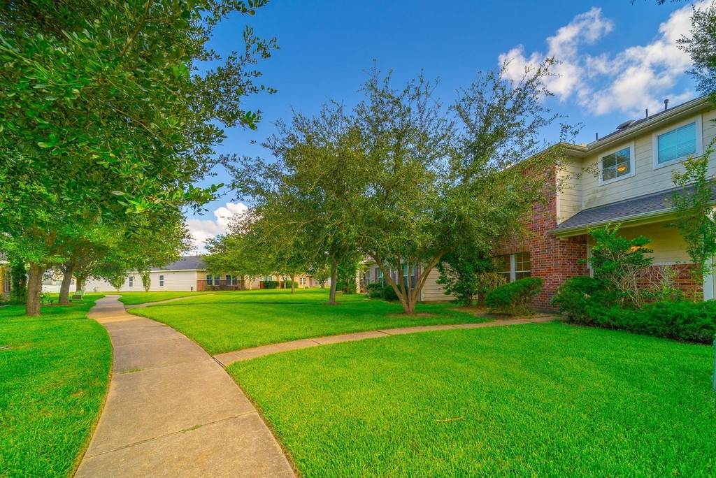 11821 Jelicoe Drive - Photo 0