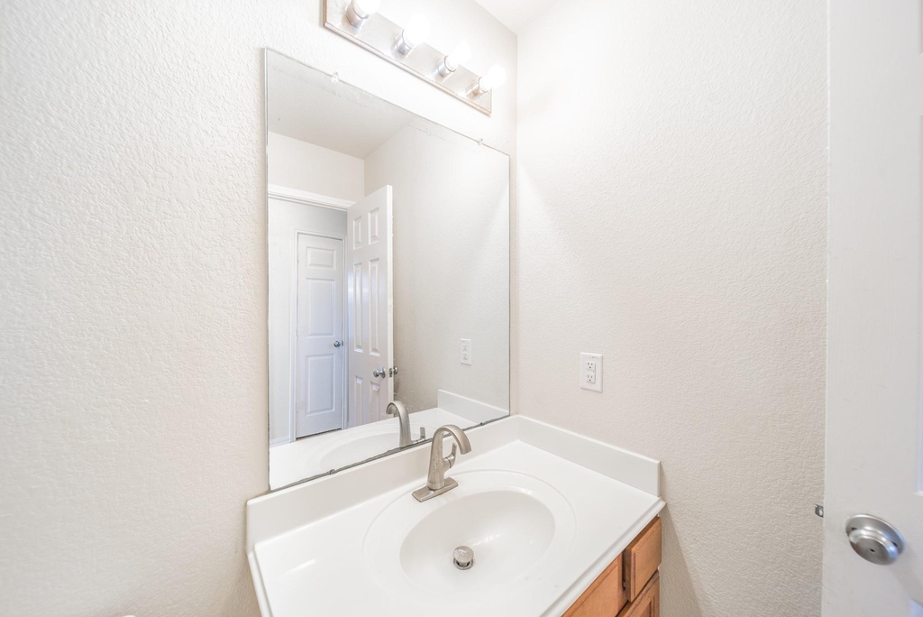 11821 Jelicoe Drive - Photo 13