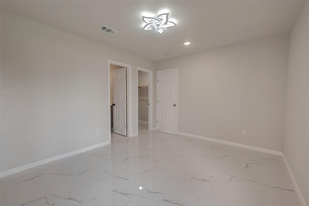 12055 Fairpoint Drive - Photo 26