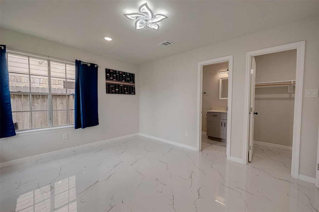 12055 Fairpoint Drive - Photo 25