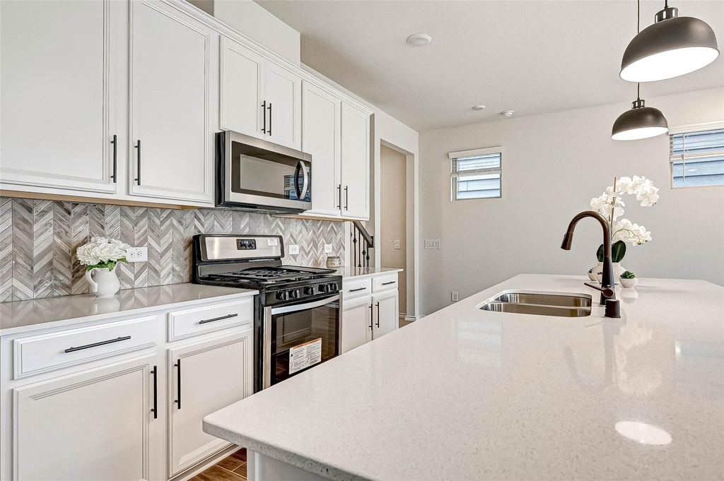 10311 Harmon Smith Drive - Photo 11