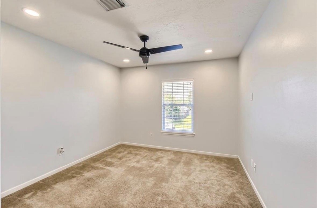 18919 Squirrel Oaks Drive - Photo 23