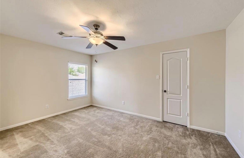 18919 Squirrel Oaks Drive - Photo 34