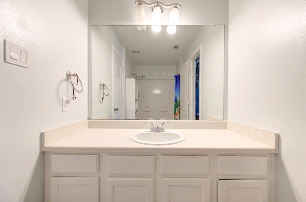18919 Squirrel Oaks Drive - Photo 32