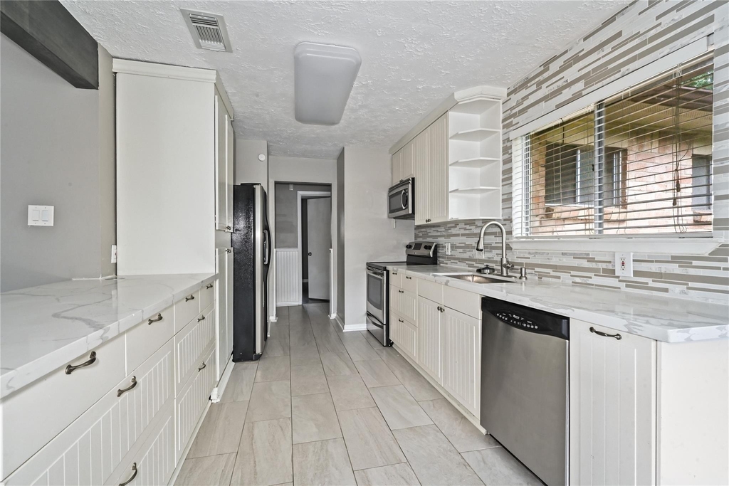 7310 Kite Hill Drive - Photo 9