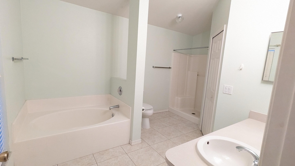 2097 Deercroft Drive - Photo 3