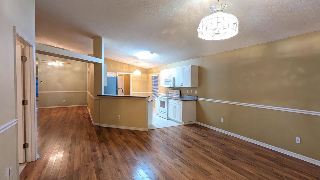 2097 Deercroft Drive - Photo 8