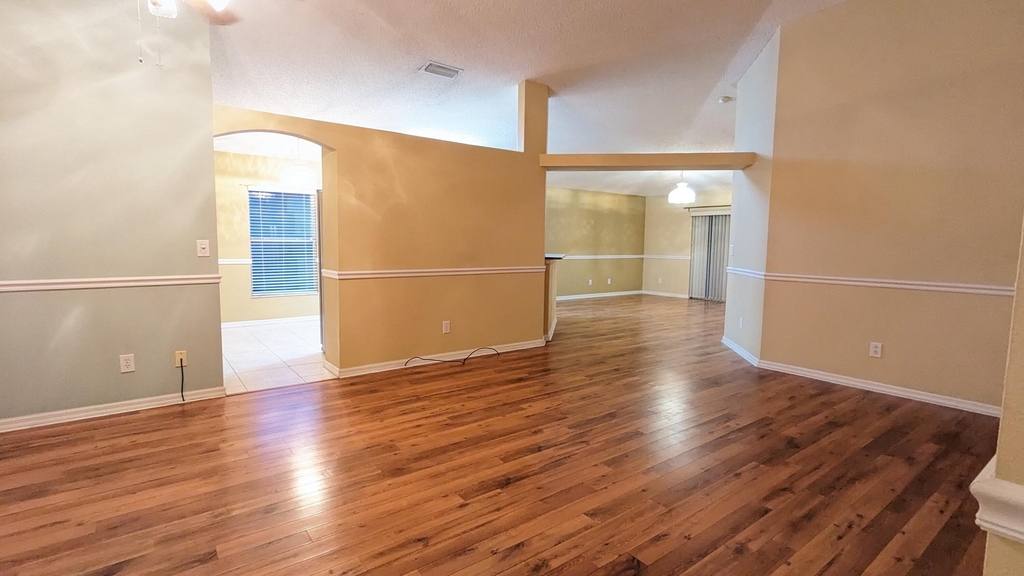 2097 Deercroft Drive - Photo 7
