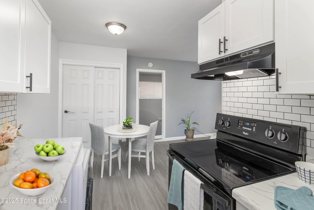 115 W Seminole Avenue - Photo 3