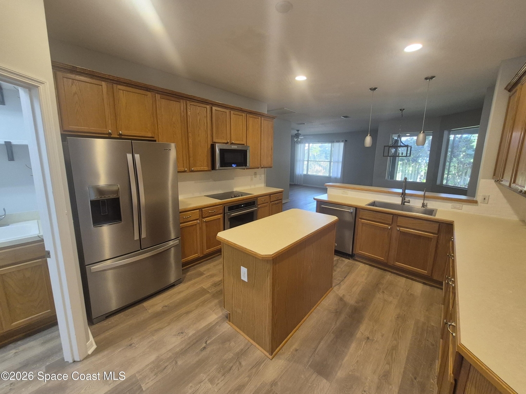3733 Stream Drive - Photo 3