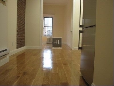 10th Ave. - Photo 5
