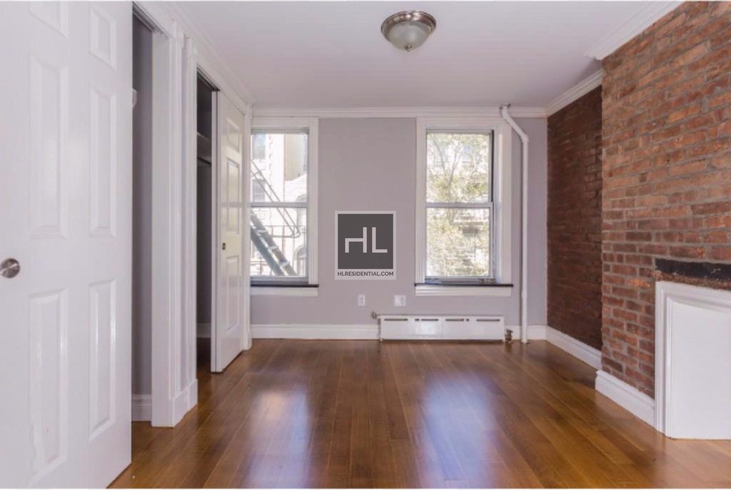 E 7th St. - Photo 1