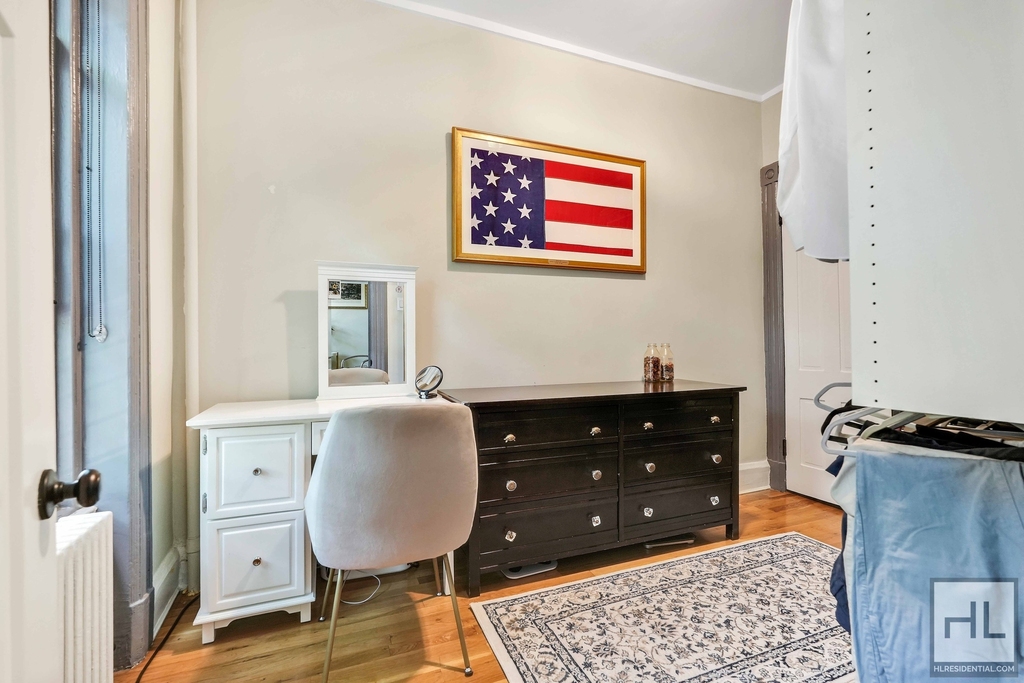 200 Saint Marks Avenue - Photo 6