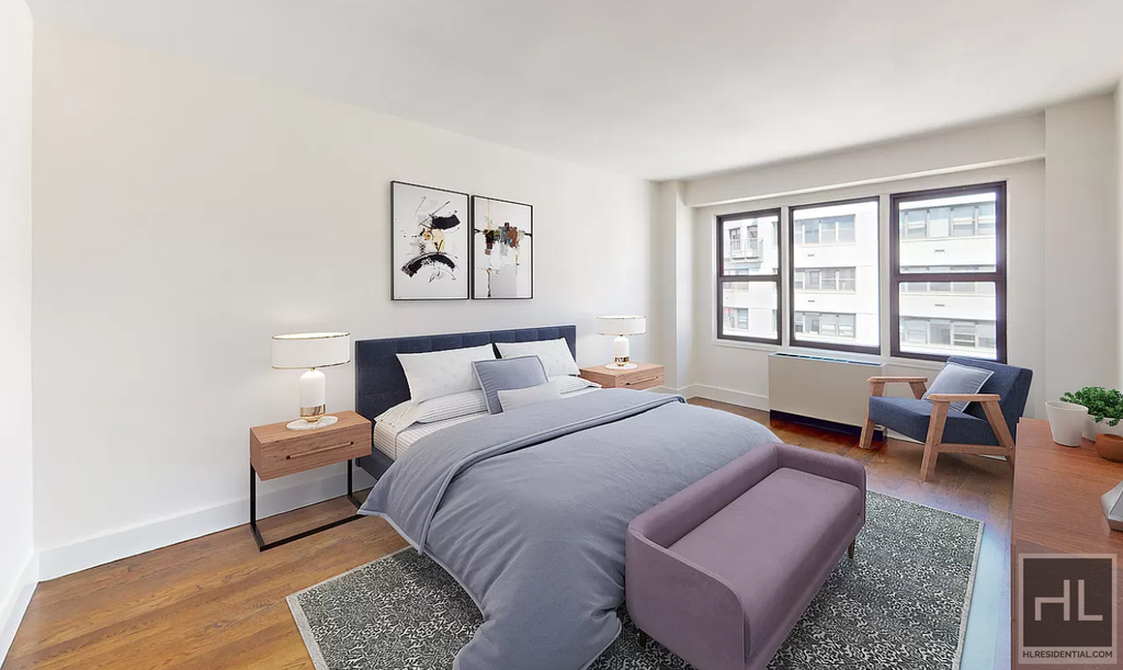 East 63 Street - Photo 0