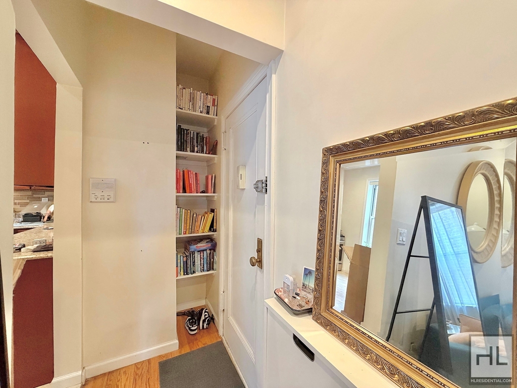 43 Avenue - Photo 11