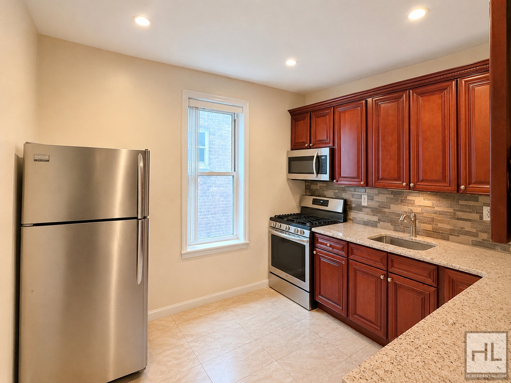 43 Avenue - Photo 9
