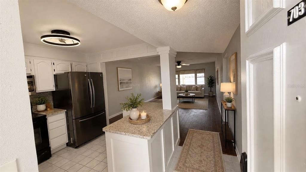 4575 Cove Circle - Photo 4