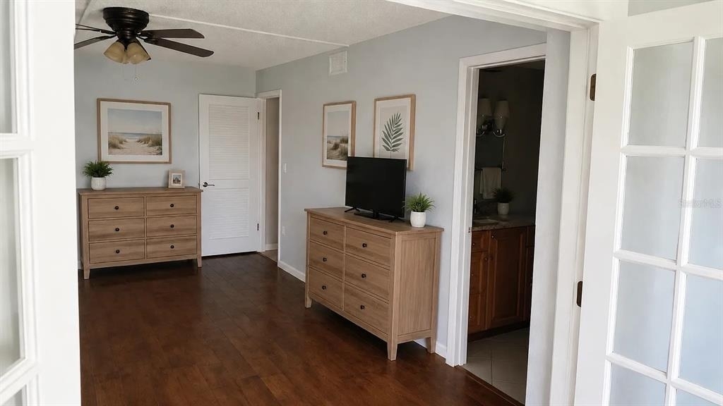 4575 Cove Circle - Photo 8
