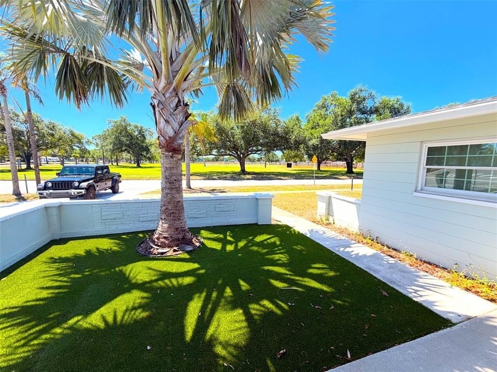 5813 26th Avenue N - Photo 21