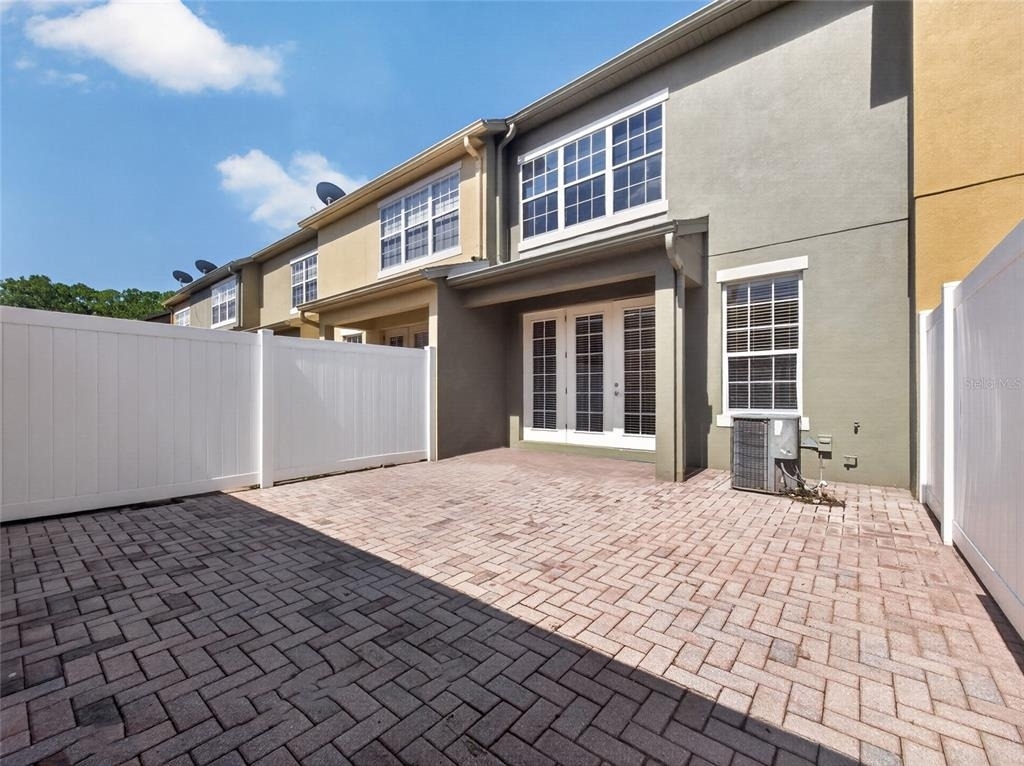 7735 Fairgrove Avenue - Photo 22