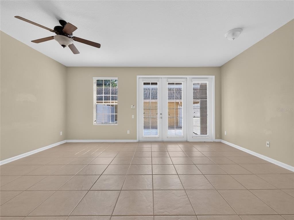 7735 Fairgrove Avenue - Photo 14