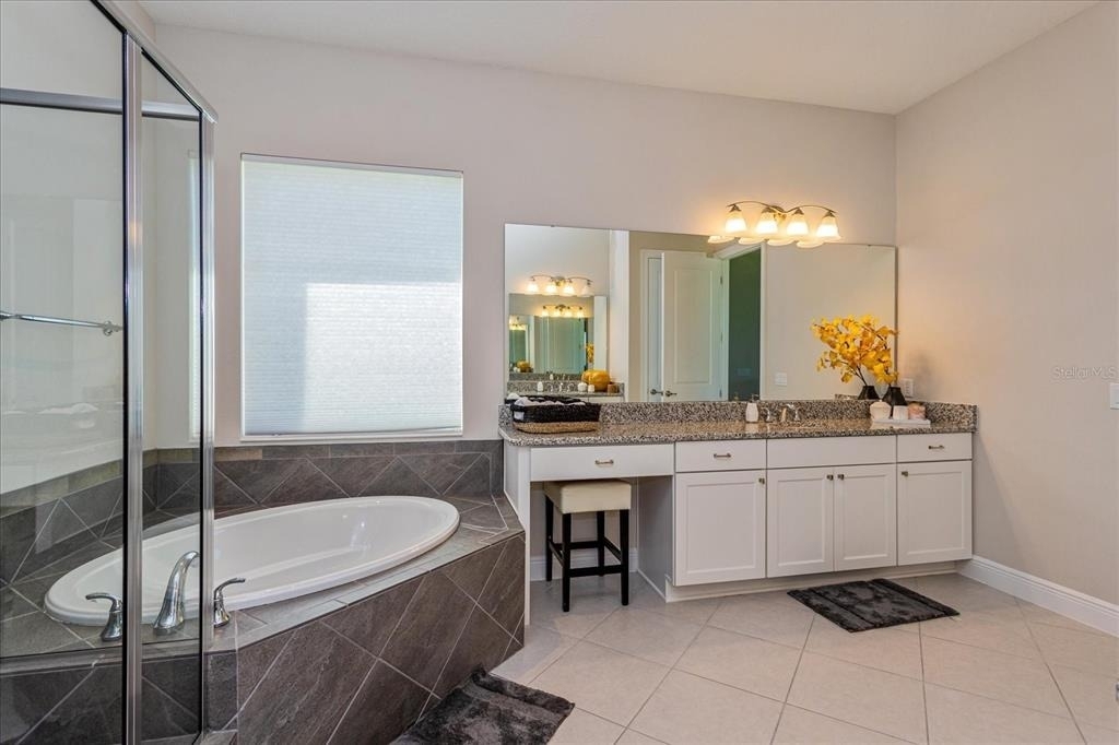 8222 Topsail Place - Photo 21