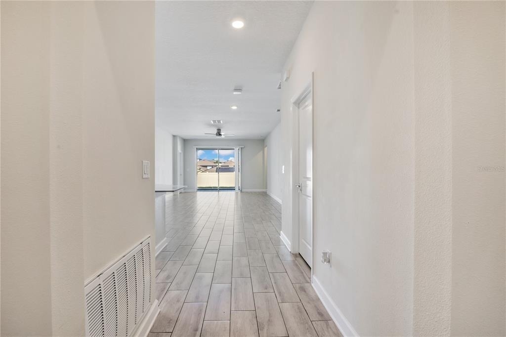 223 Bergamot Loop - Photo 2