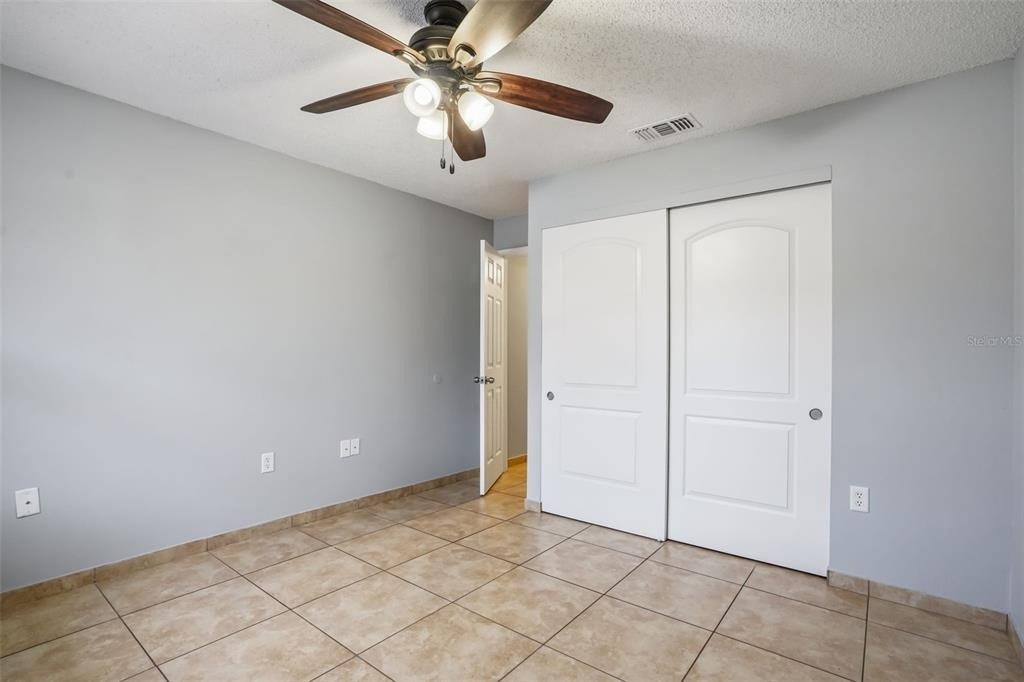 2720 S Sunrise Court - Photo 37