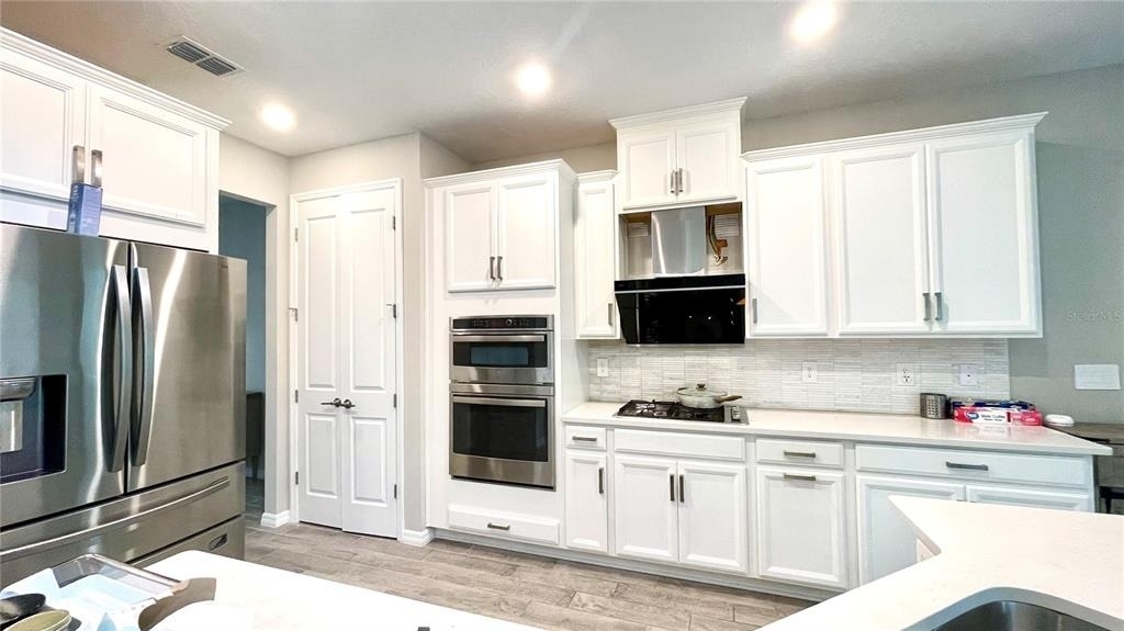 2853 High Pointe Street - Photo 13