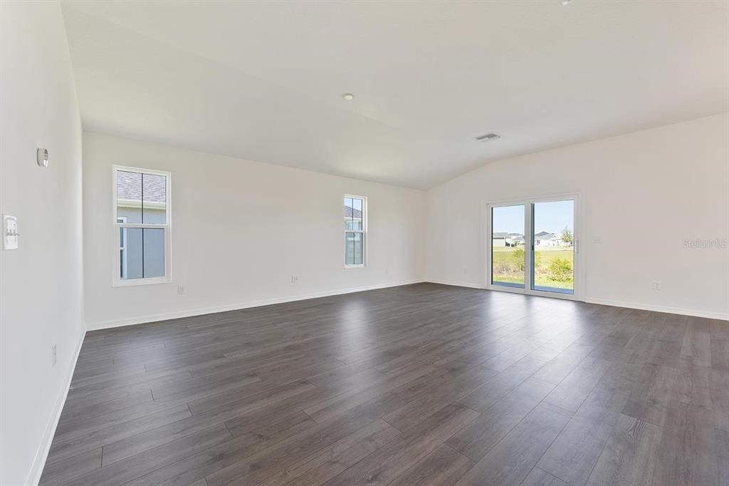 2421 Hobkirk Loop - Photo 16