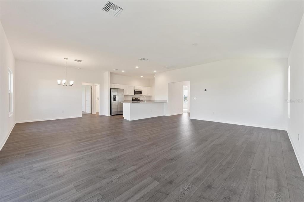 2421 Hobkirk Loop - Photo 8