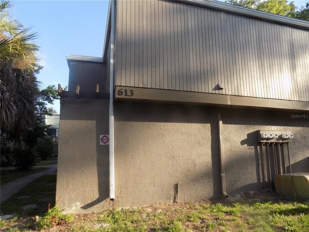 613 Sw 75 Street - Photo 2