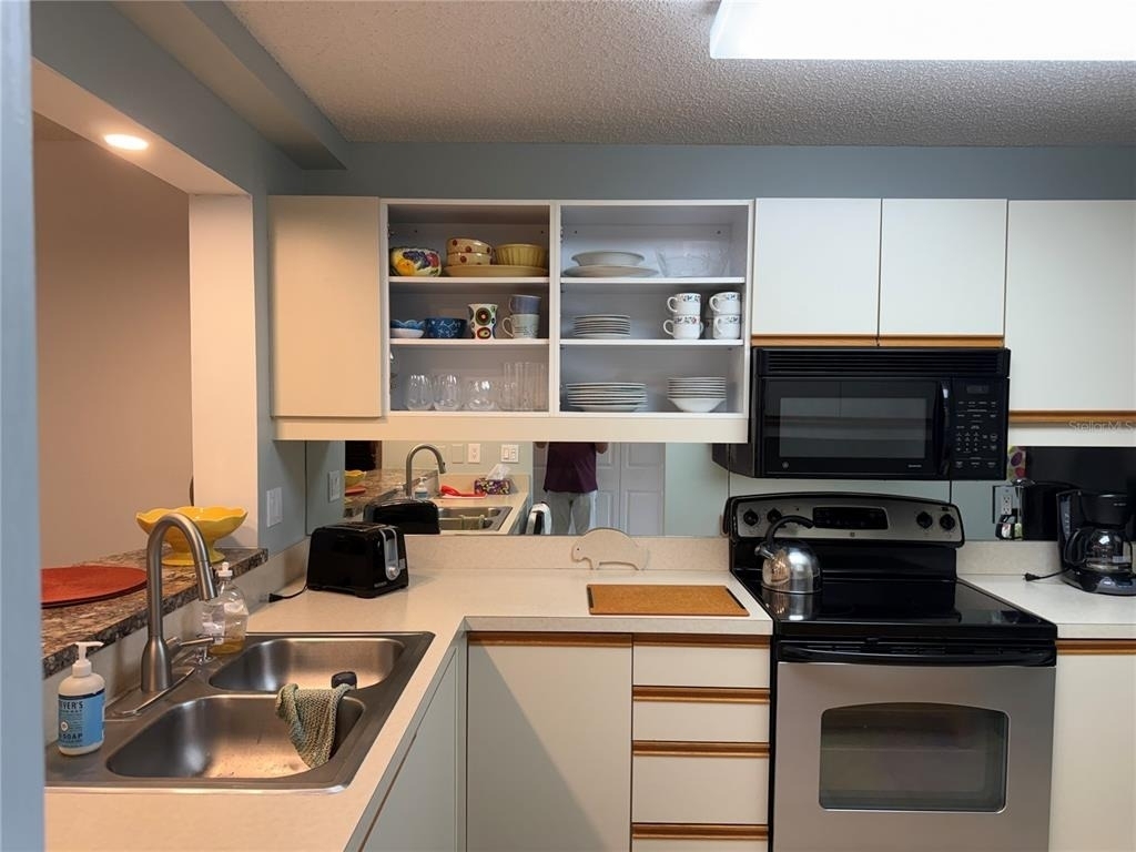 5555 Ashton Lake Drive - Photo 5