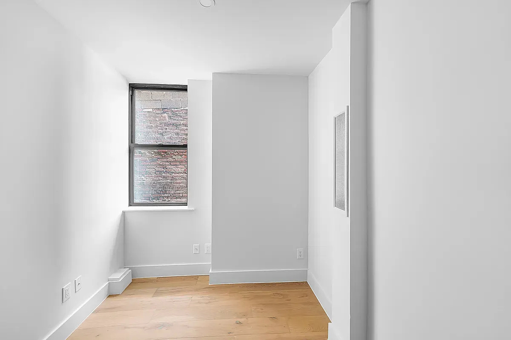  West 15th Street - Photo 6