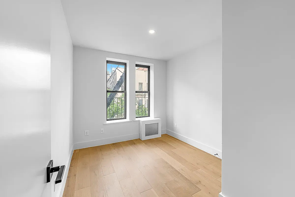  West 15th Street - Photo 7