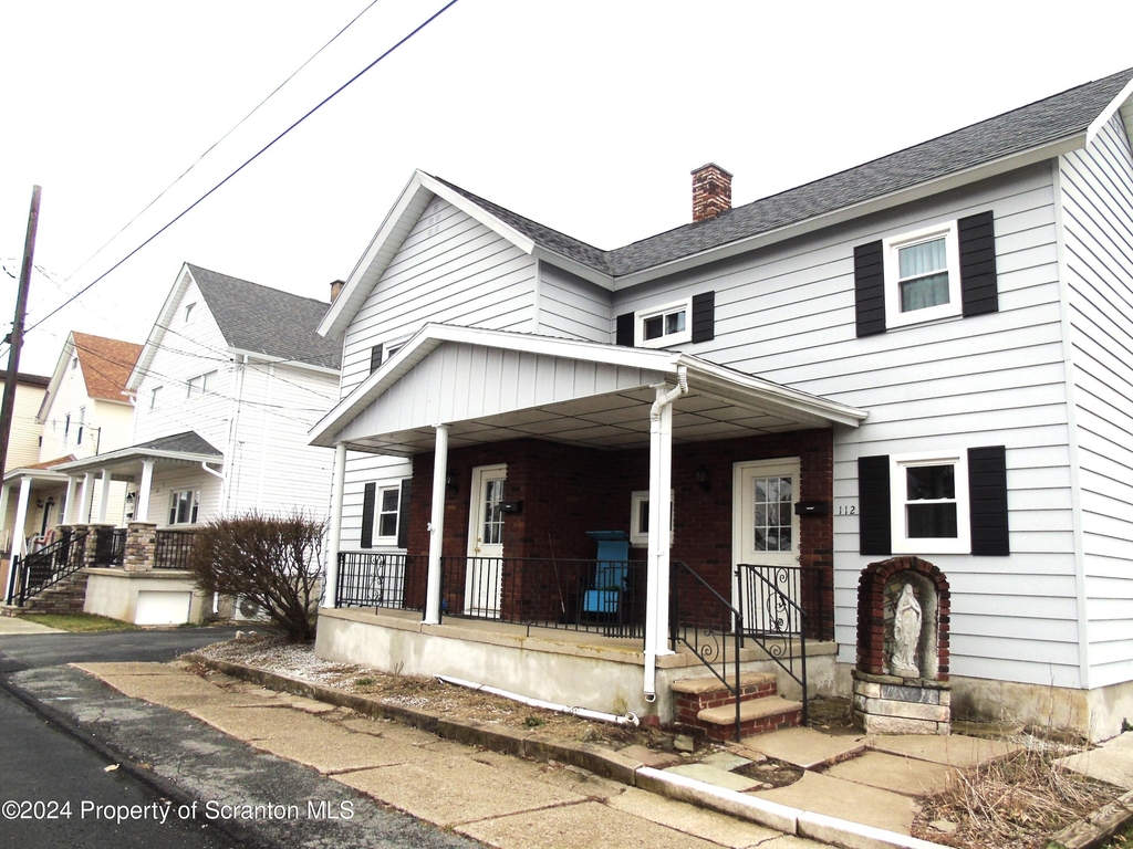 112 E Elm Street - Photo 18