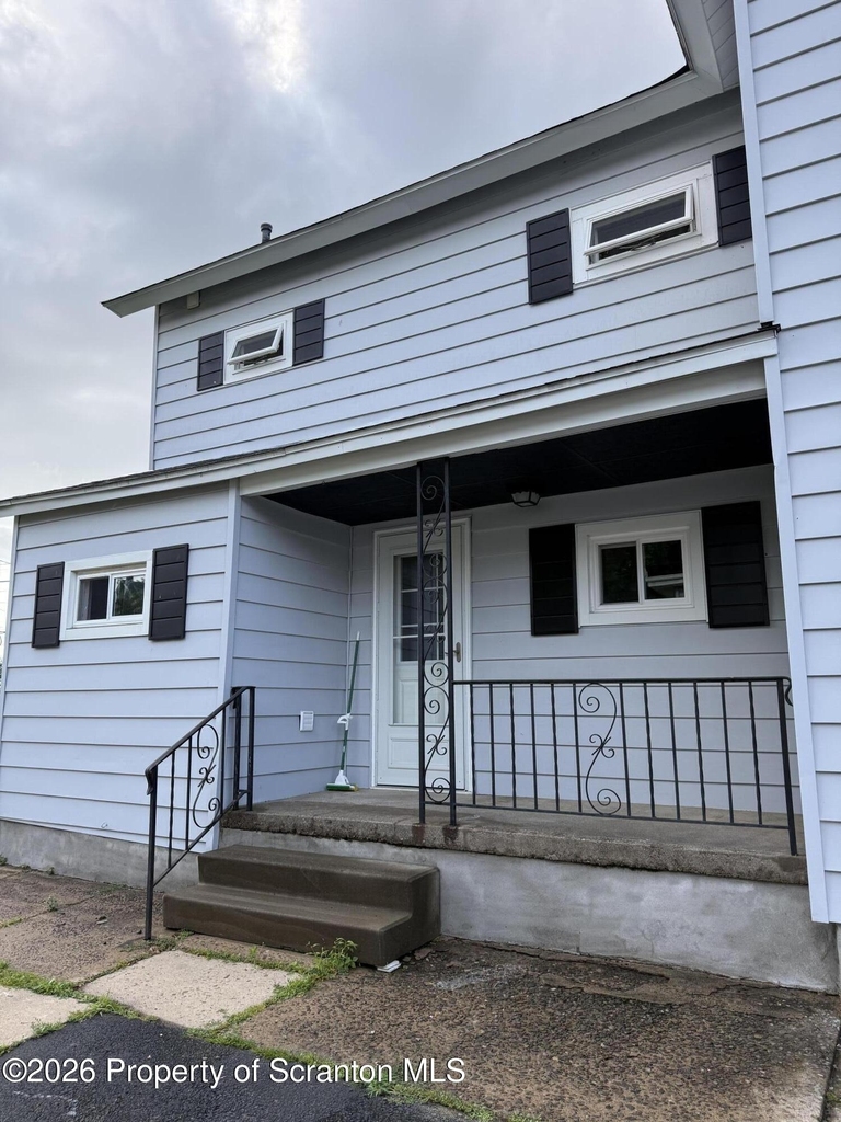 112 E Elm Street - Photo 19