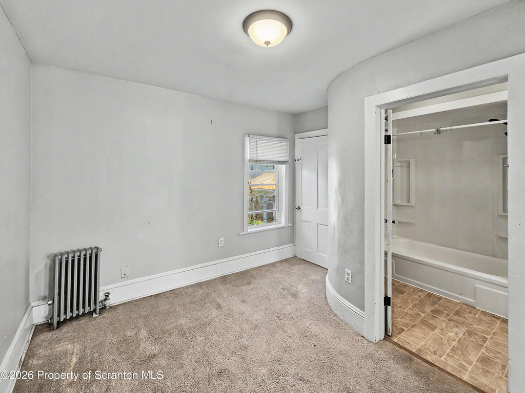 1019 N Irving Avenue - Photo 5