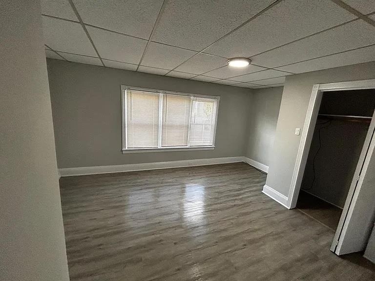 1616 Ferry Street - Photo 3