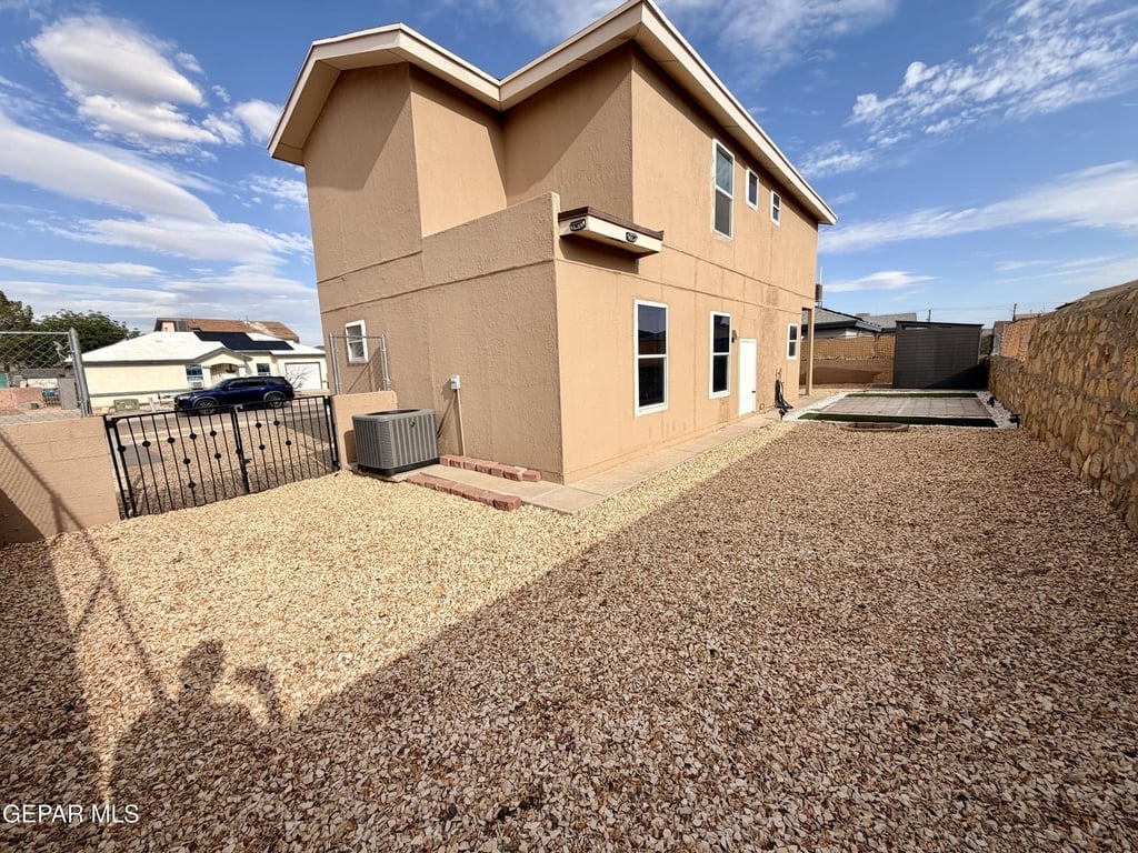 3629 Cave Palm Place - Photo 28